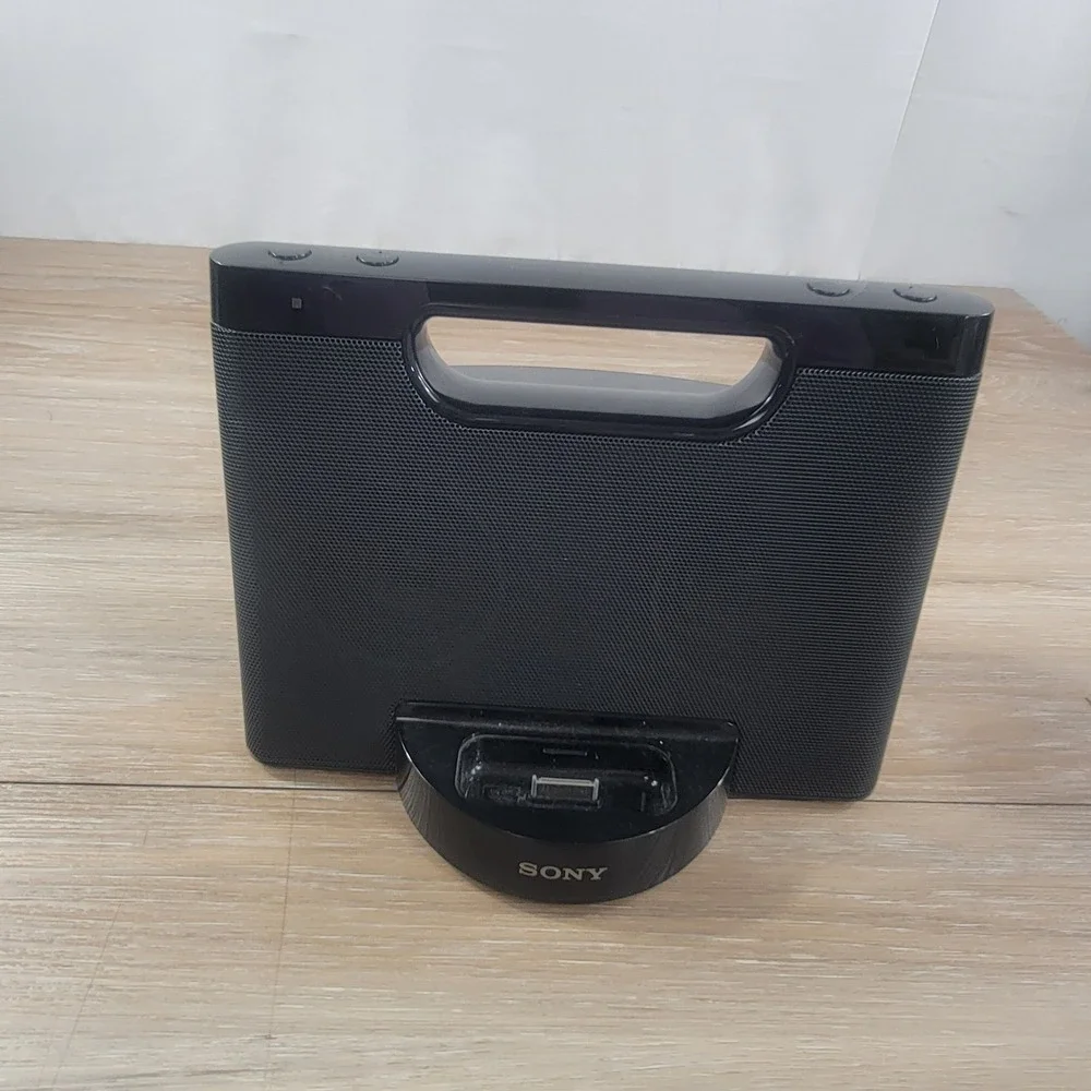 Sony RDP M5iP Personal Audio Docking System Blk iPod iPhone Tested No Power Cord